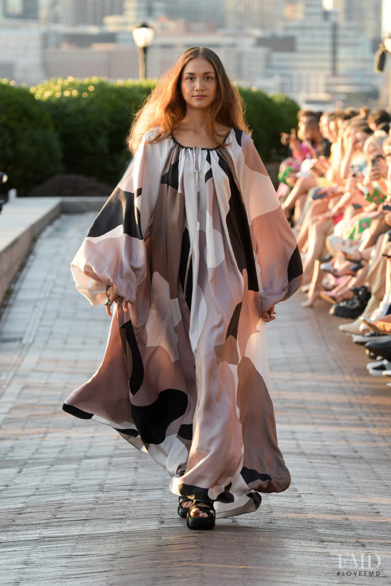 Cynthia Rowley fashion show for Spring/Summer 2022