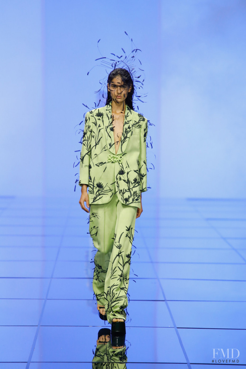 Neva Akdag featured in  the Del Core fashion show for Spring/Summer 2022
