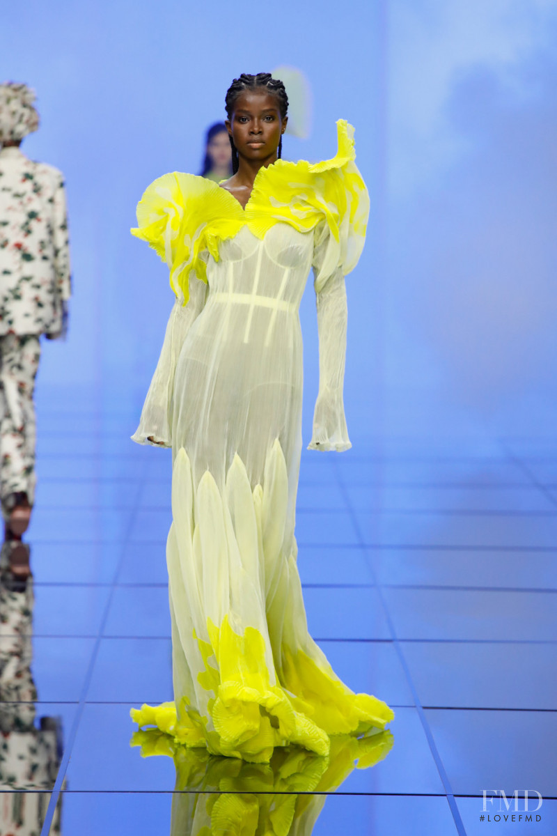 Elaine Palacio featured in  the Del Core fashion show for Spring/Summer 2022