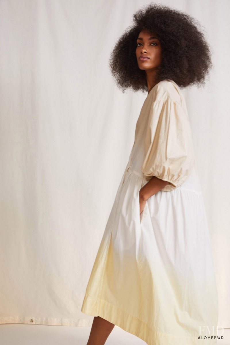 Apiece Apart lookbook for Spring/Summer 2022