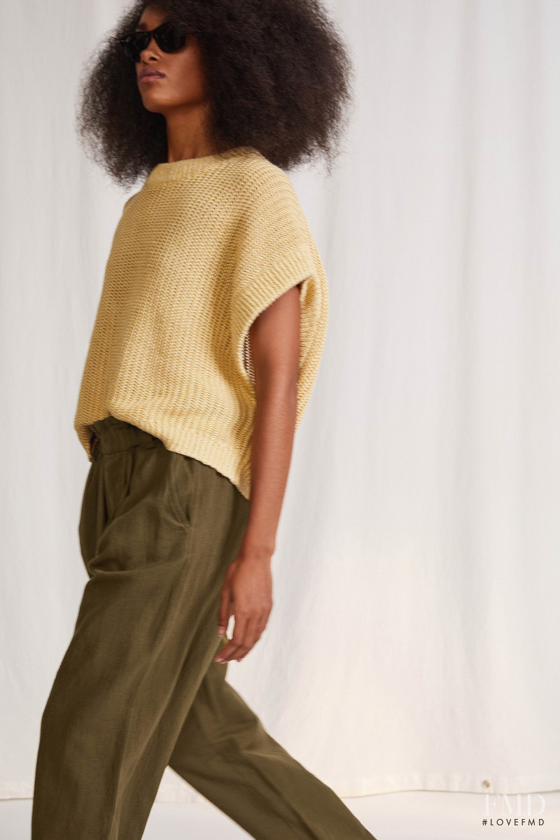 Apiece Apart lookbook for Spring/Summer 2022