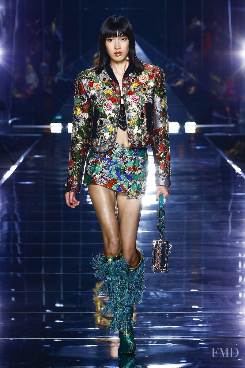 Dahan Oanh featured in  the Dolce & Gabbana fashion show for Spring/Summer 2022