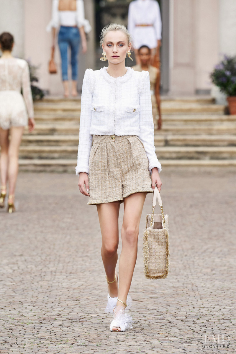 Elisabetta Franchi fashion show for Spring/Summer 2021