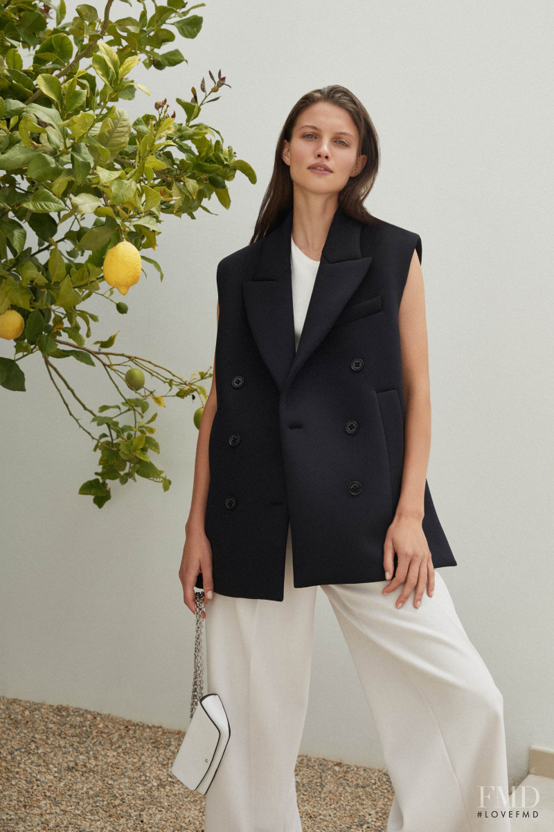 Dorothee Schumacher lookbook for Spring/Summer 2022