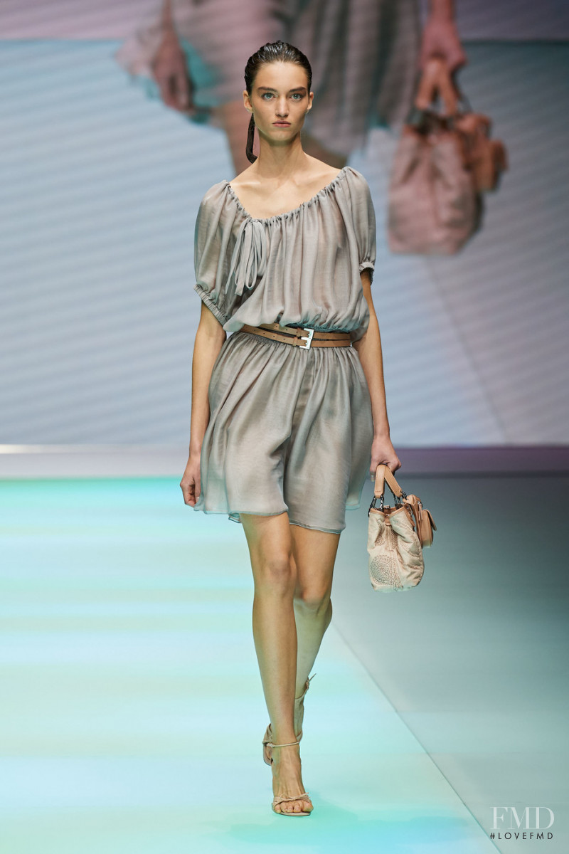 Lea Petanovic featured in  the Emporio Armani fashion show for Spring/Summer 2022