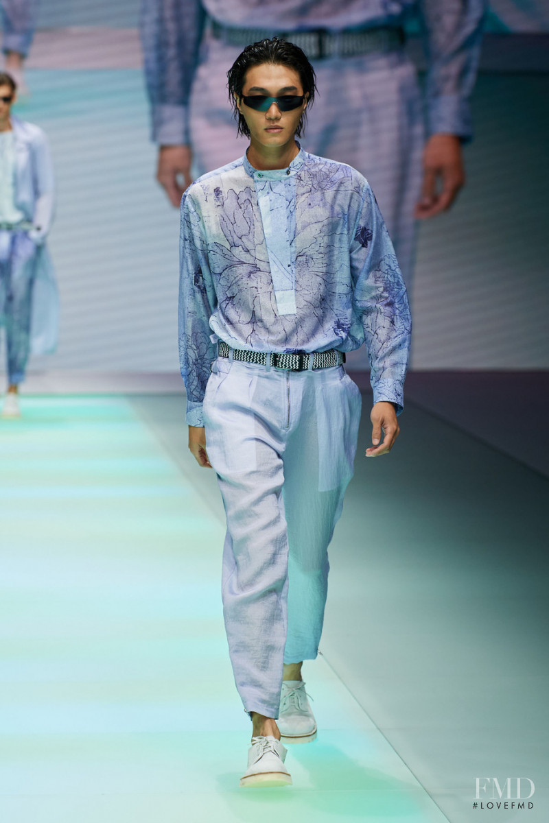 Emporio Armani fashion show for Spring/Summer 2022