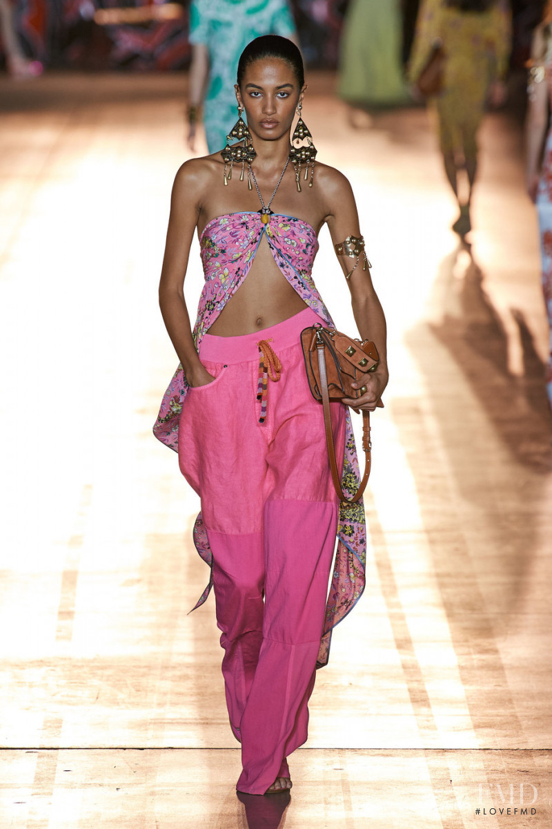 Sacha Quenby featured in  the Etro fashion show for Spring/Summer 2022