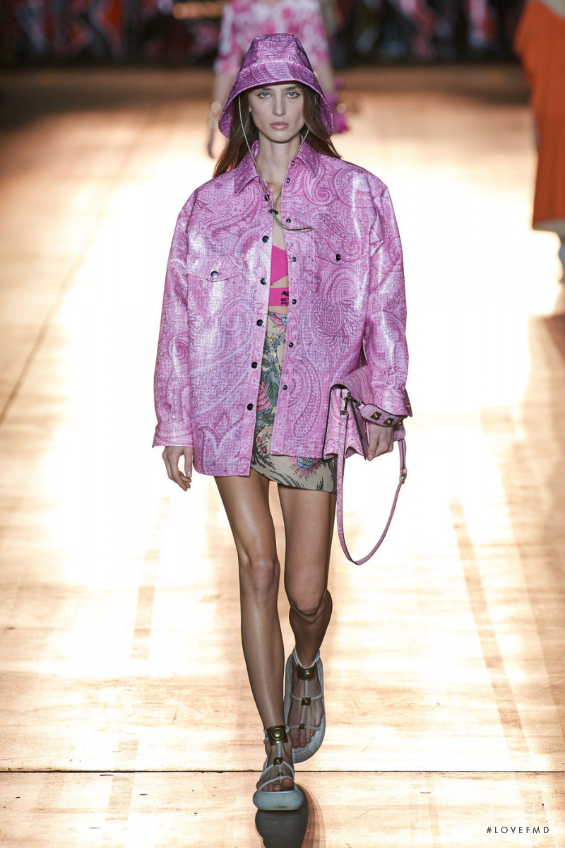 Claire Delozier featured in  the Etro fashion show for Spring/Summer 2022