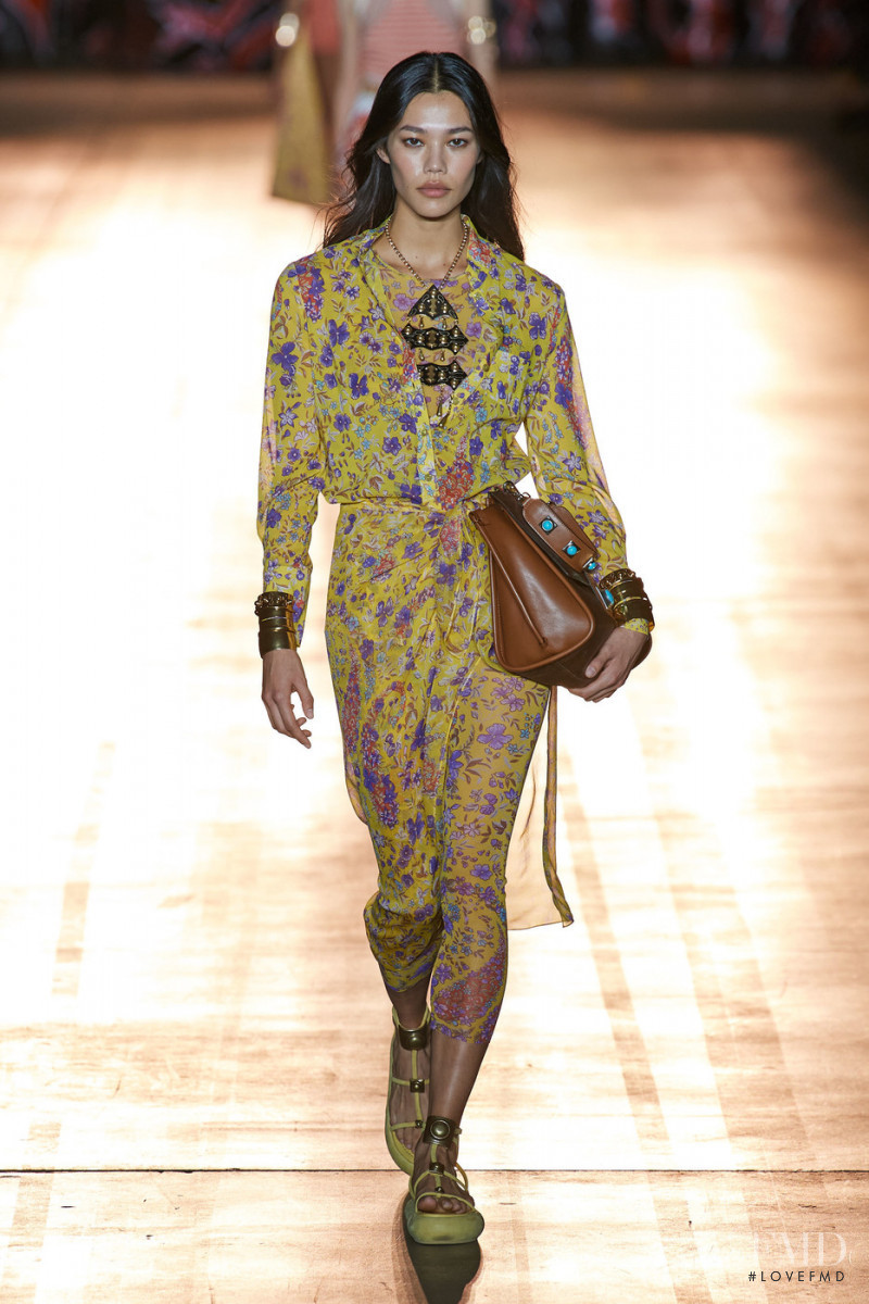 Jade Nguyen featured in  the Etro fashion show for Spring/Summer 2022