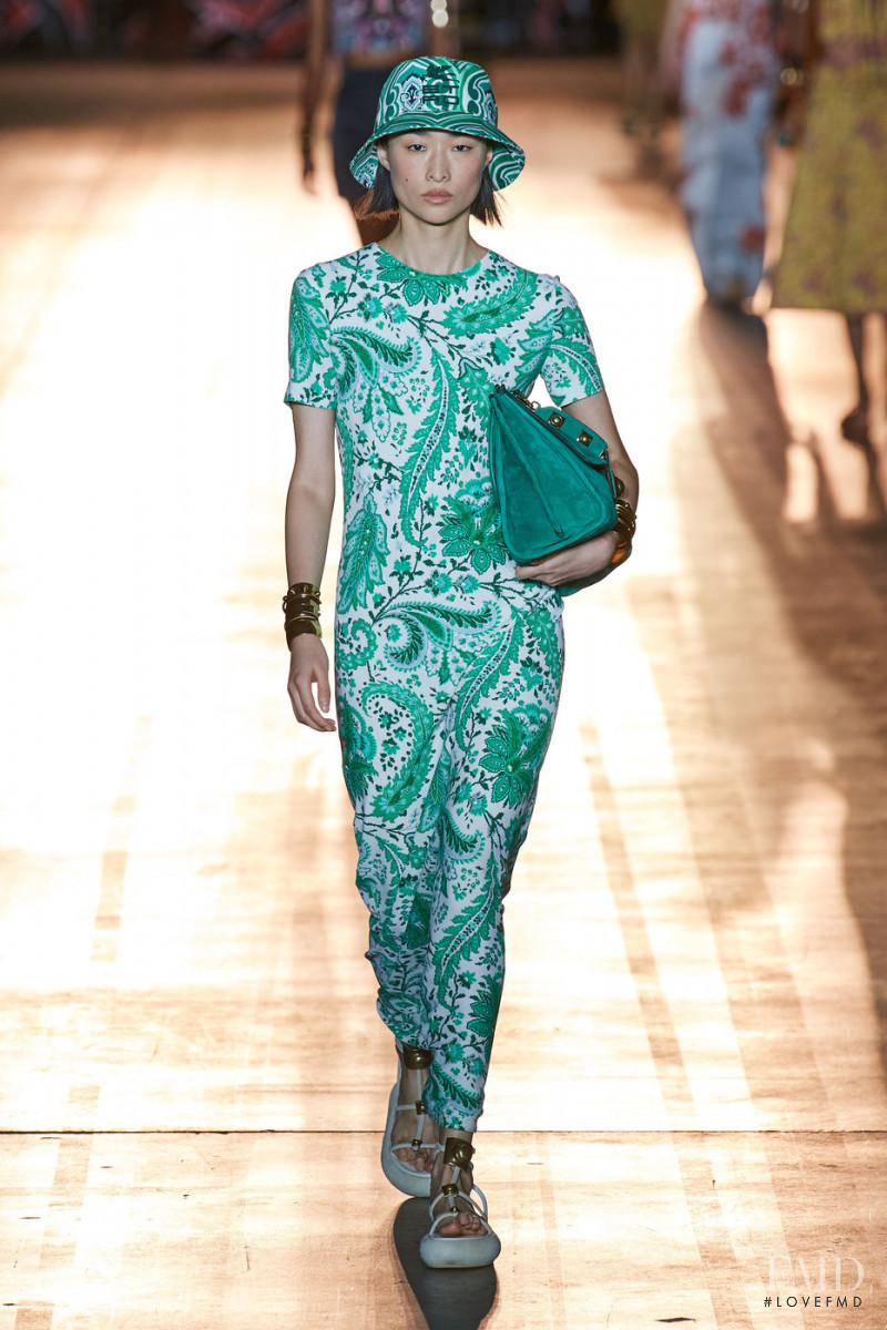 Chu Wong featured in  the Etro fashion show for Spring/Summer 2022