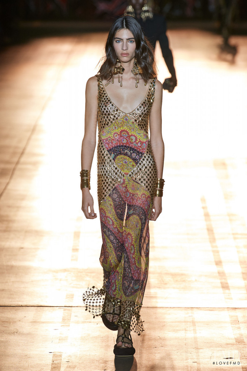 Loli Bahia featured in  the Etro fashion show for Spring/Summer 2022