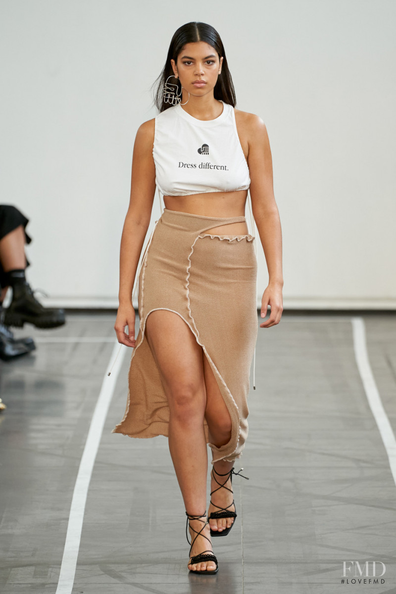 Ester Manas fashion show for Spring/Summer 2022