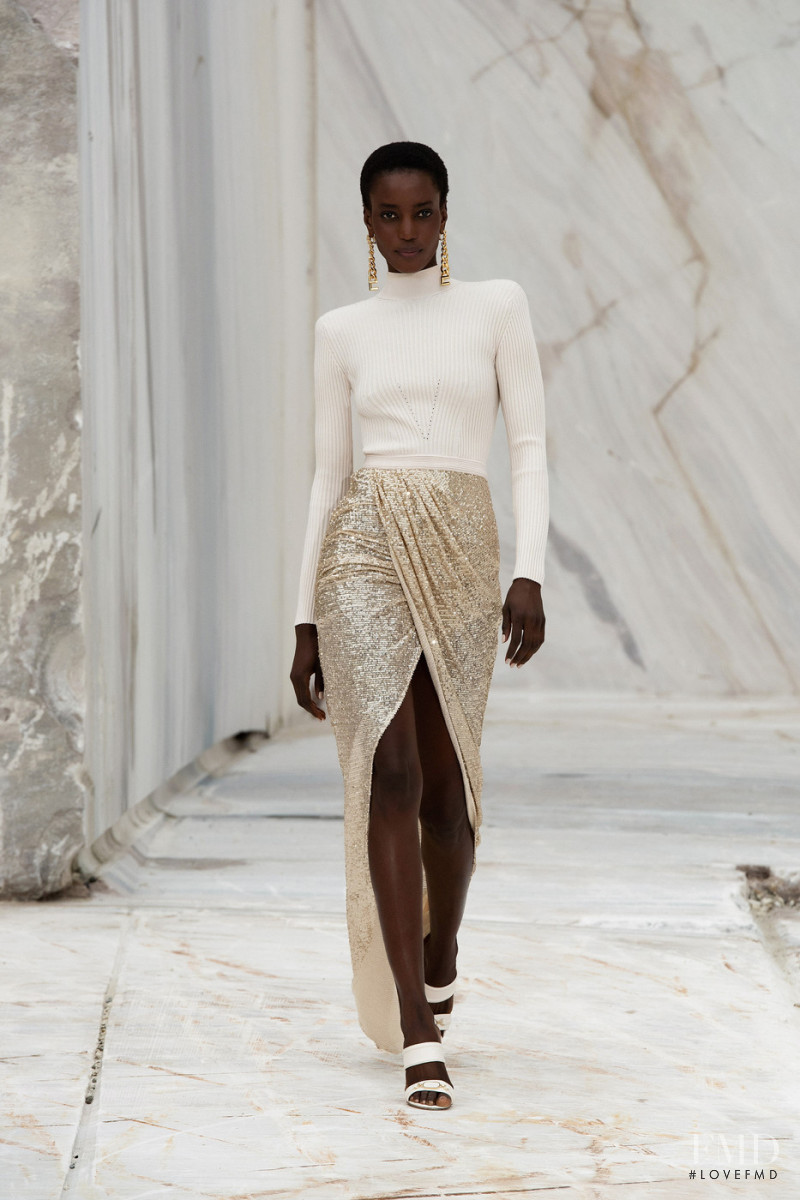 Elisabetta Franchi fashion show for Spring/Summer 2022