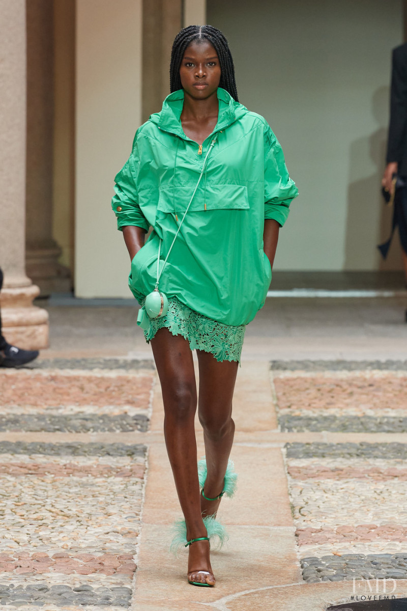 Ermanno Scervino fashion show for Spring/Summer 2022