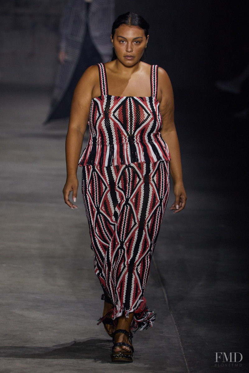 Paloma Elsesser featured in  the Gabriela Hearst fashion show for Spring/Summer 2022