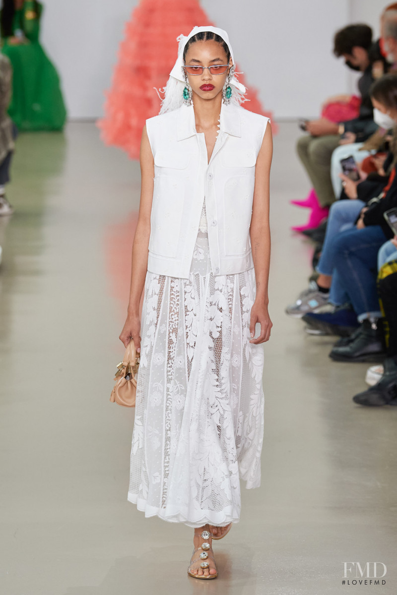 Daisy Oh featured in  the Giambattista Valli fashion show for Spring/Summer 2022