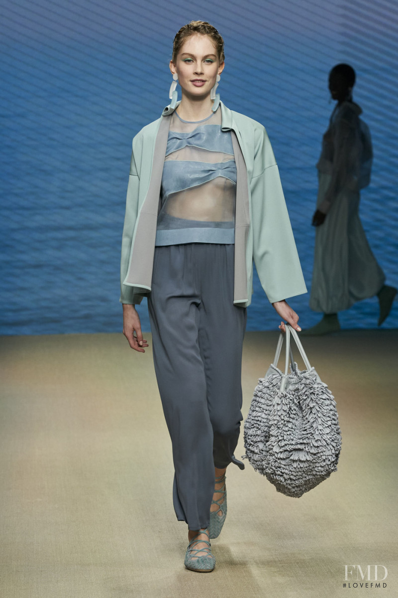 Giorgio Armani fashion show for Spring/Summer 2022