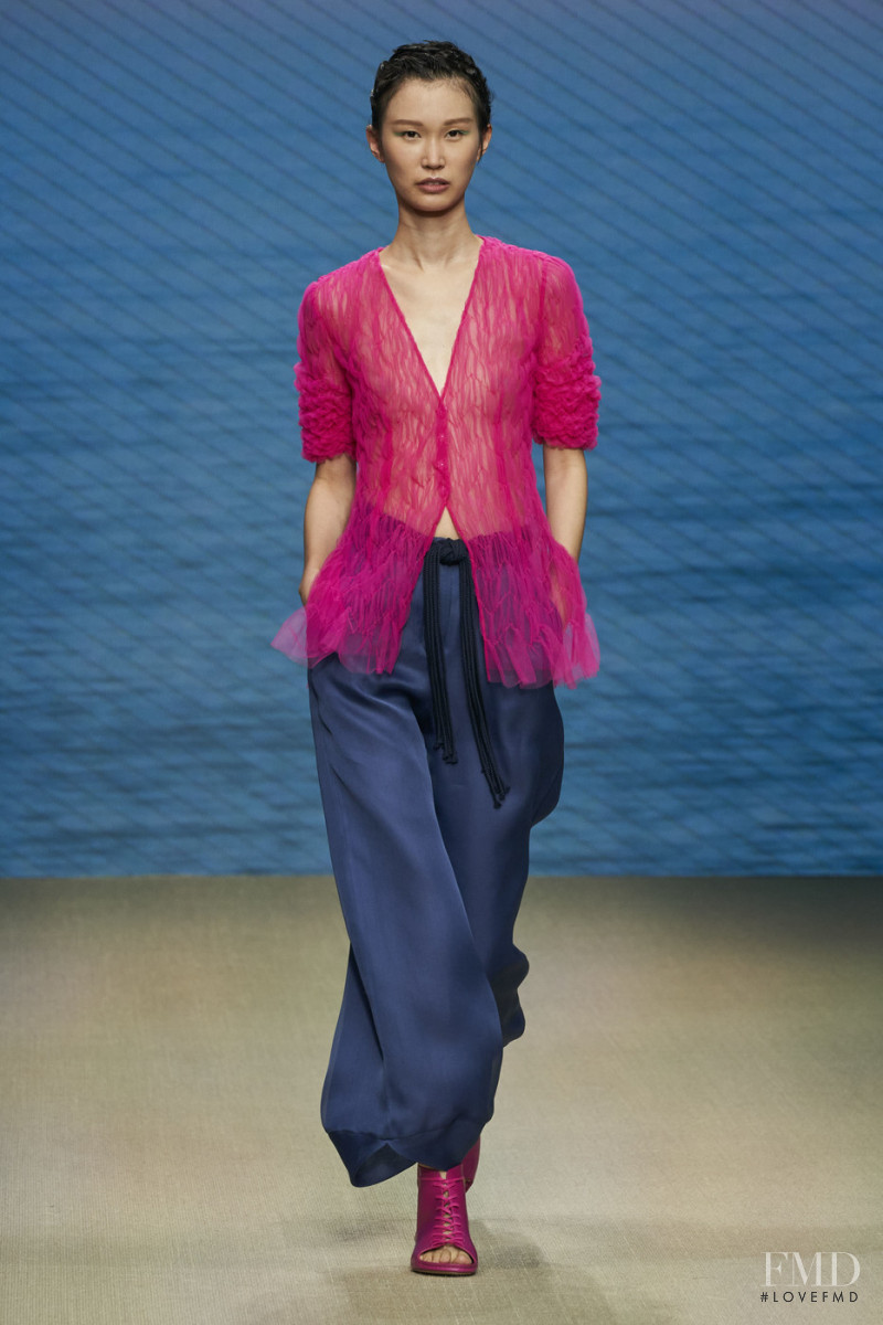 Giorgio Armani fashion show for Spring/Summer 2022