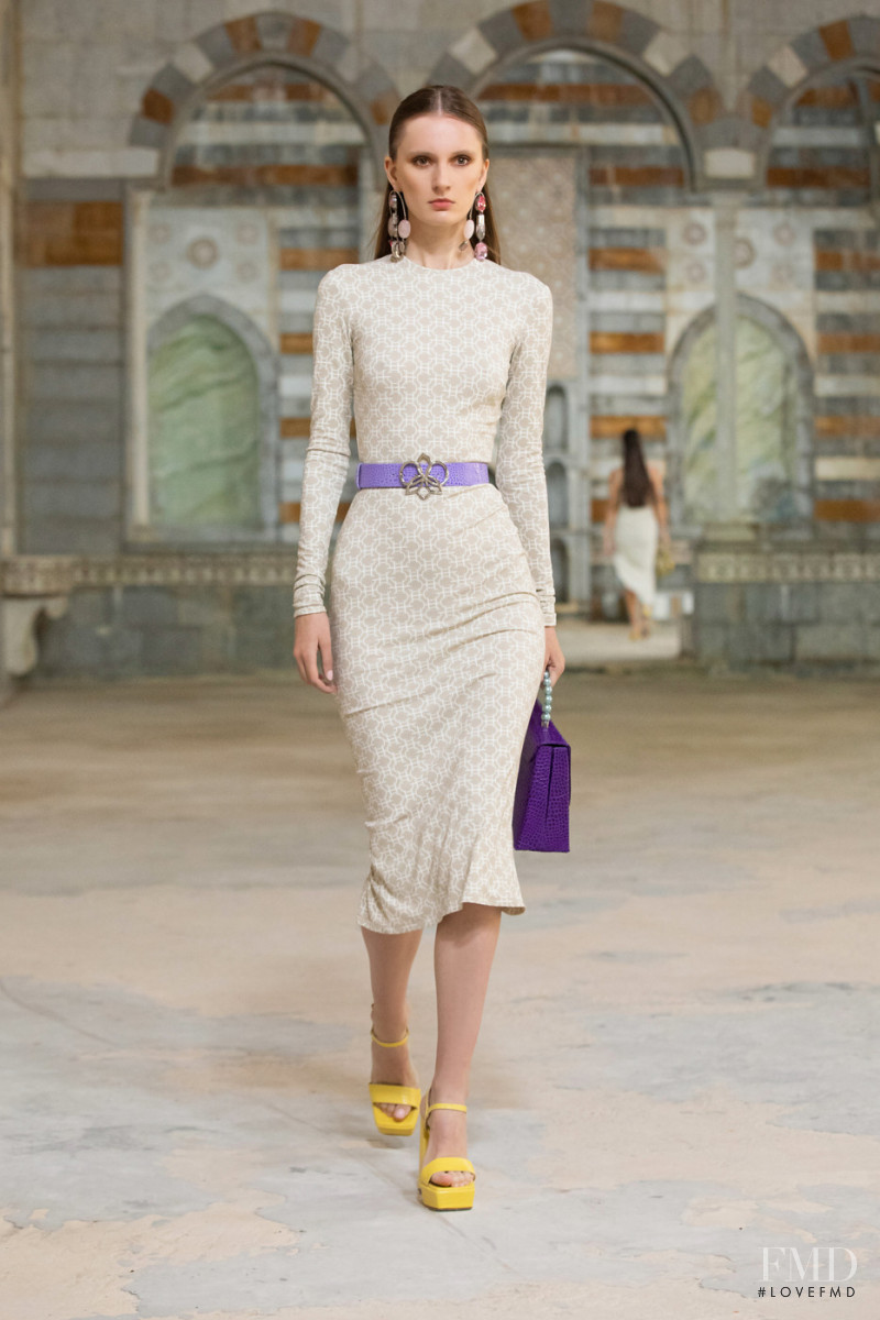 Georges Hobeika fashion show for Spring/Summer 2022