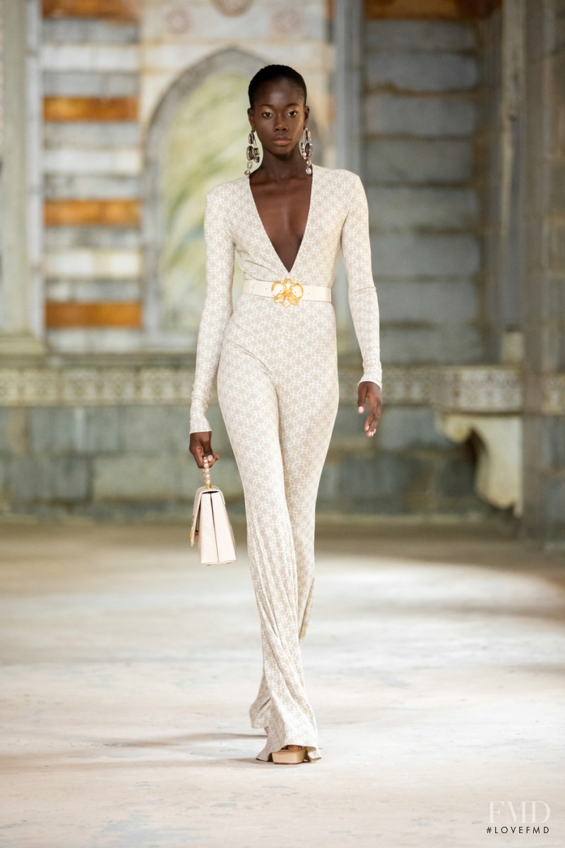 Georges Hobeika fashion show for Spring/Summer 2022