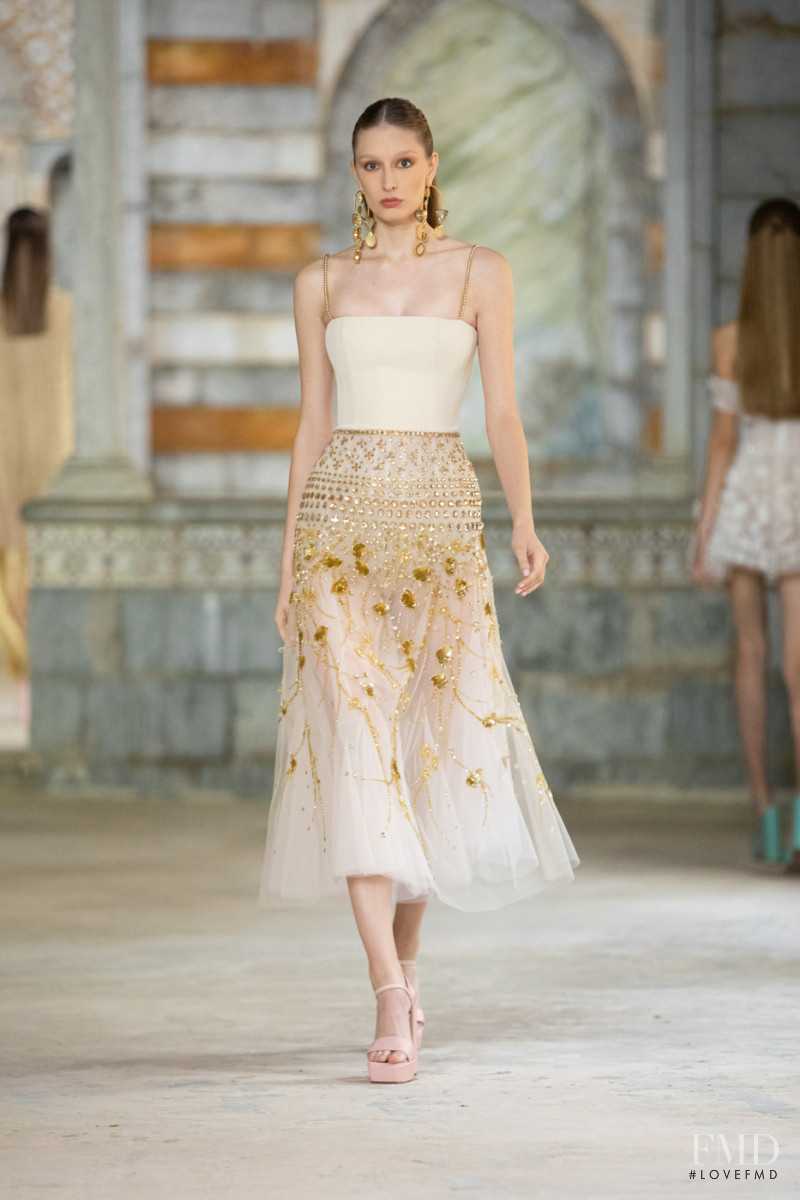 Georges Hobeika fashion show for Spring/Summer 2022