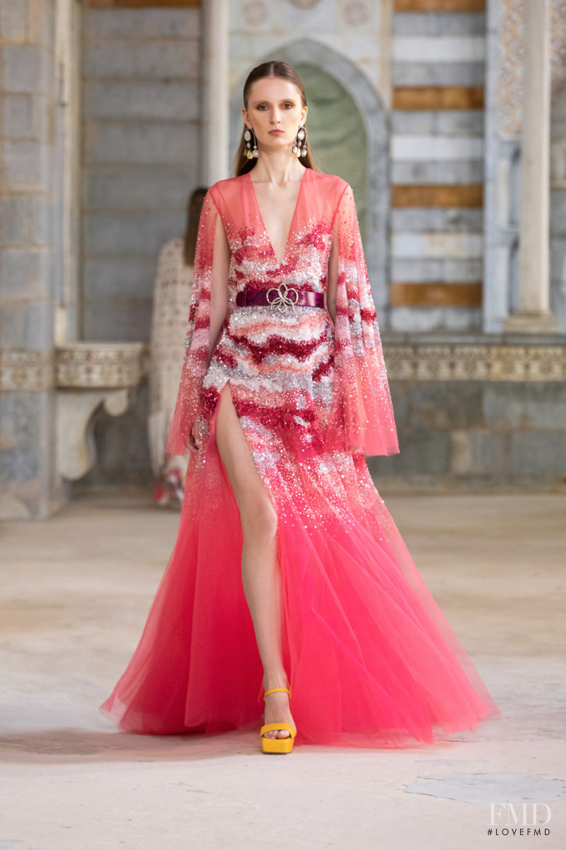 Georges Hobeika fashion show for Spring/Summer 2022