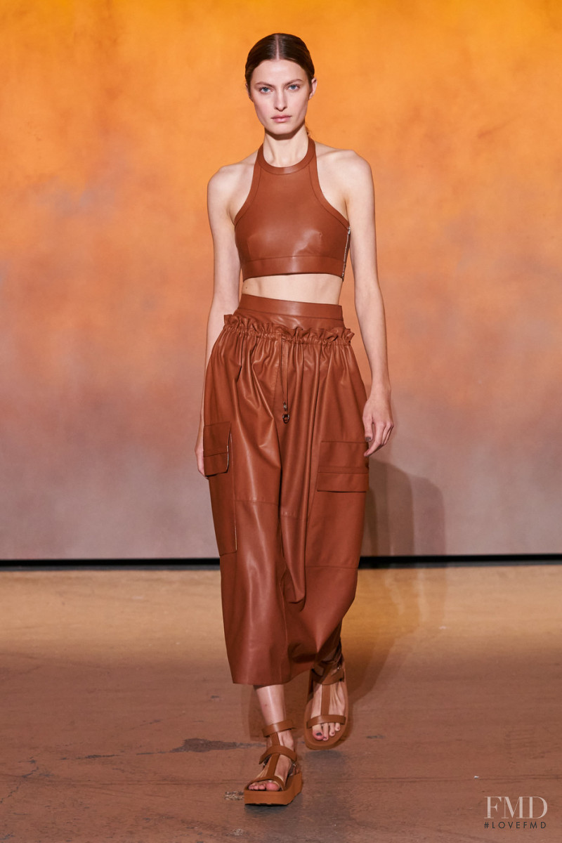 Felice Noordhoff featured in  the Hermès fashion show for Spring/Summer 2022