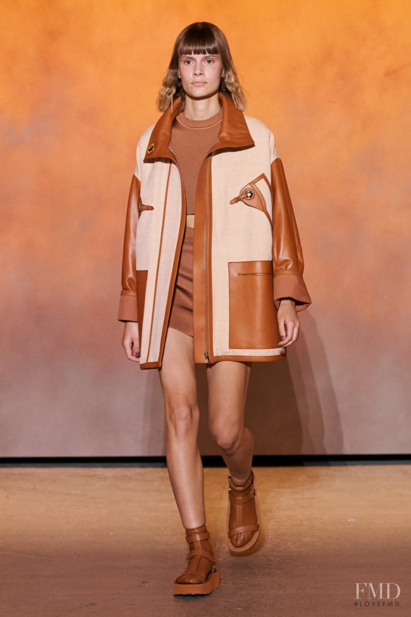 Daria Koshkina featured in  the Hermès fashion show for Spring/Summer 2022