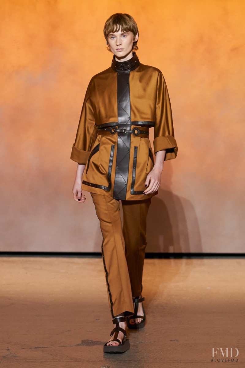 Kaila Wyatt featured in  the Hermès fashion show for Spring/Summer 2022