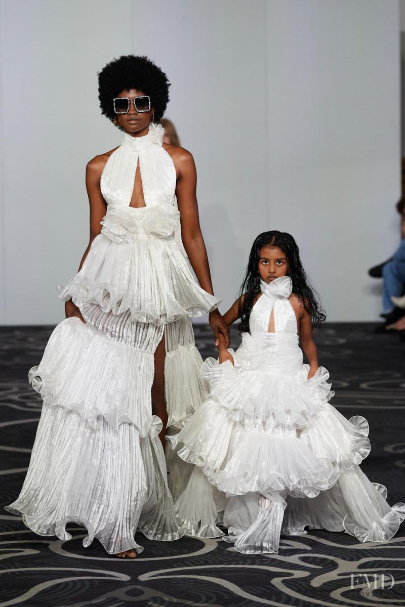 Helen Anthony fashion show for Spring/Summer 2022