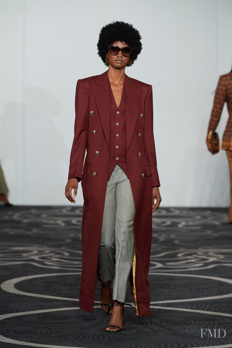 Helen Anthony fashion show for Spring/Summer 2022