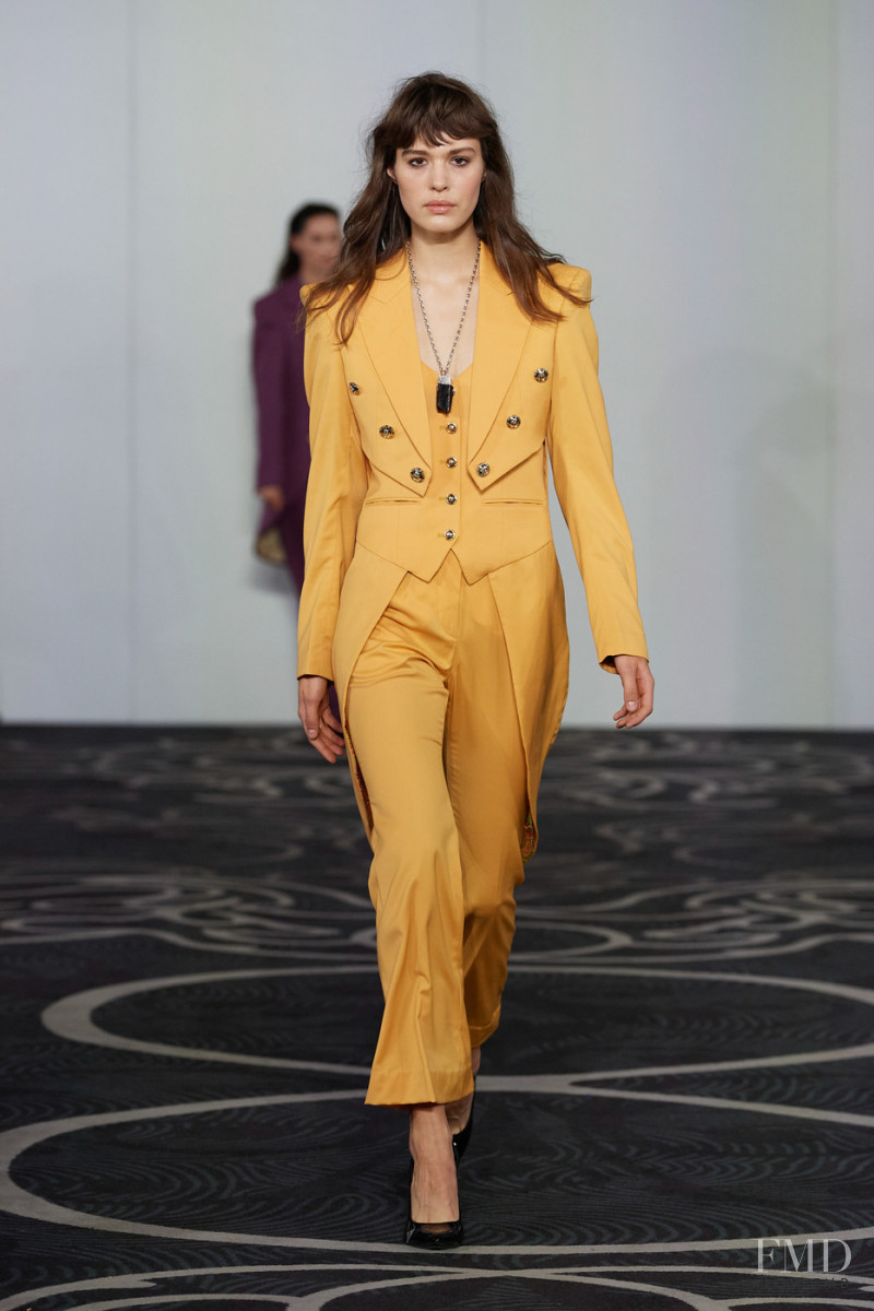 Helen Anthony fashion show for Spring/Summer 2022