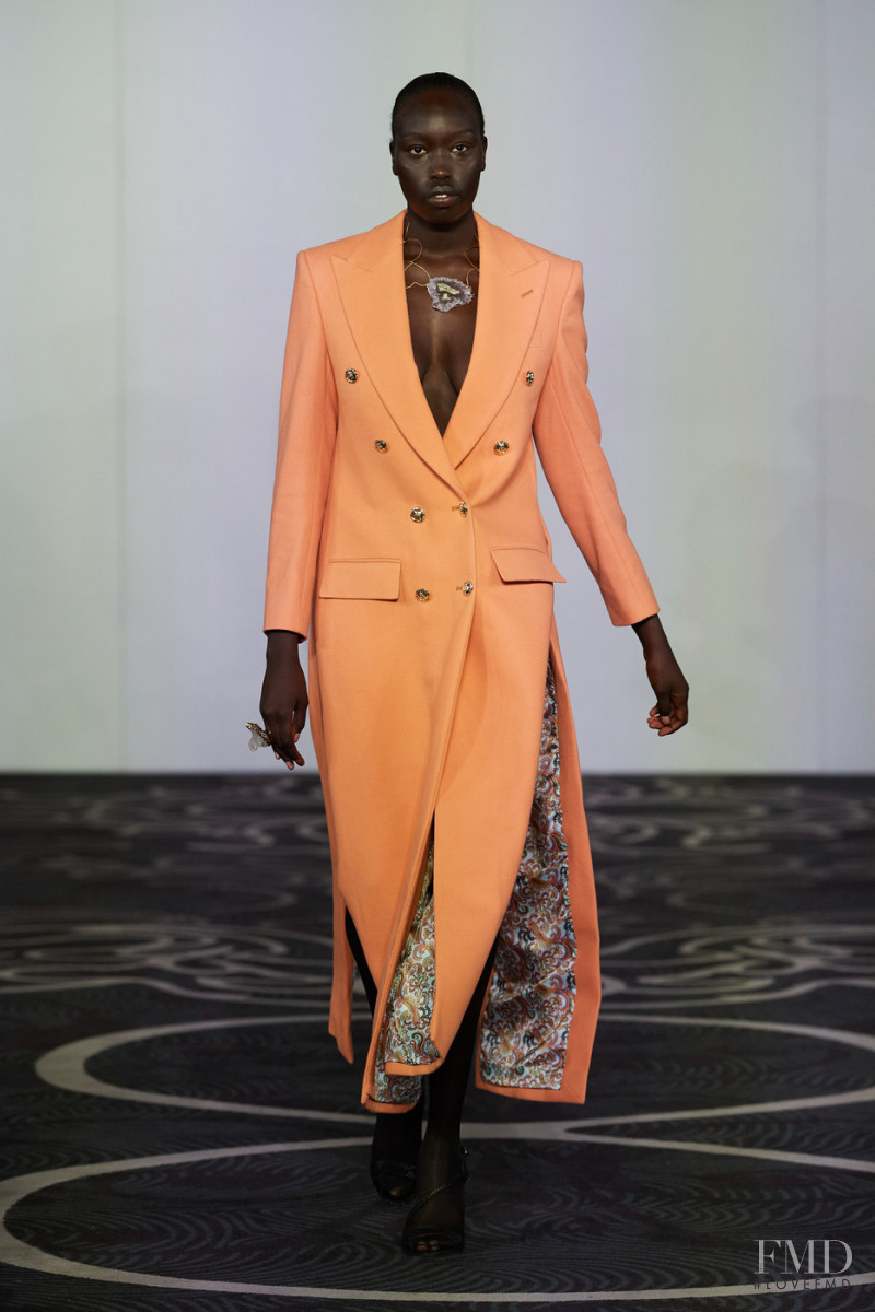 Helen Anthony fashion show for Spring/Summer 2022