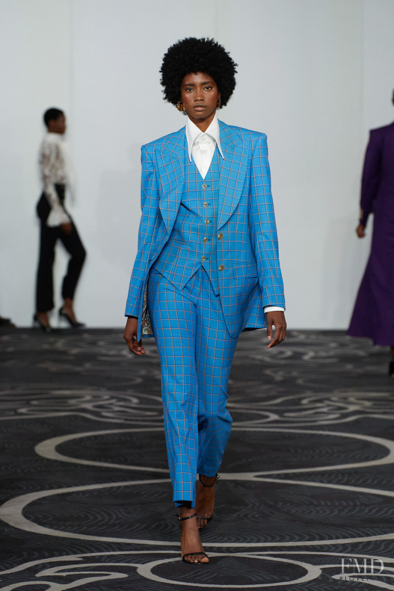 Helen Anthony fashion show for Spring/Summer 2022