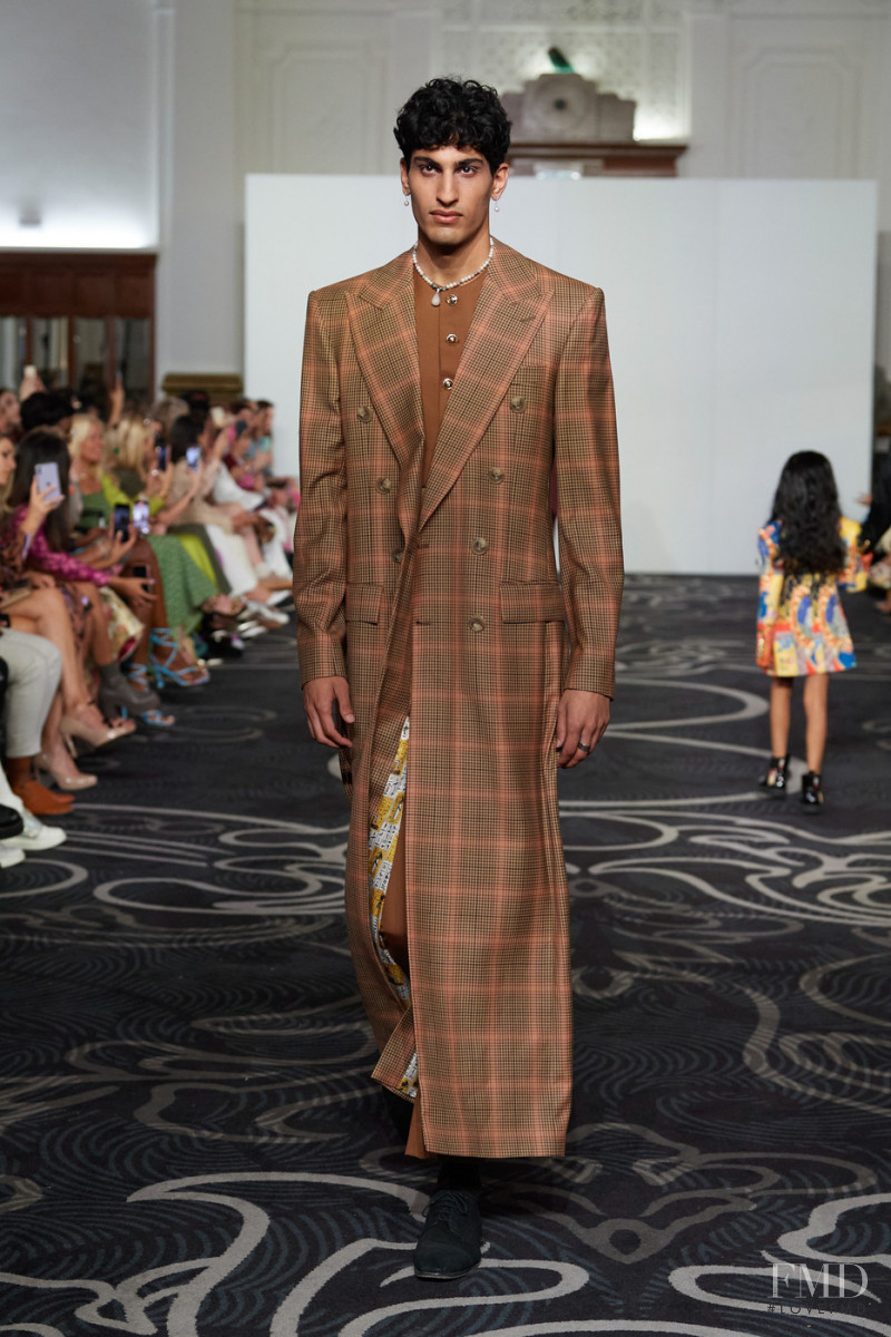 Helen Anthony fashion show for Spring/Summer 2022