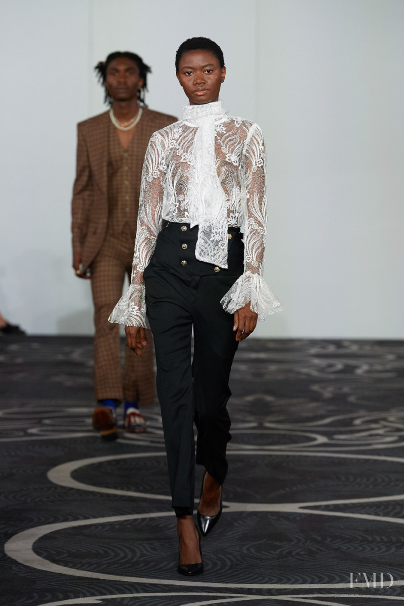 Helen Anthony fashion show for Spring/Summer 2022