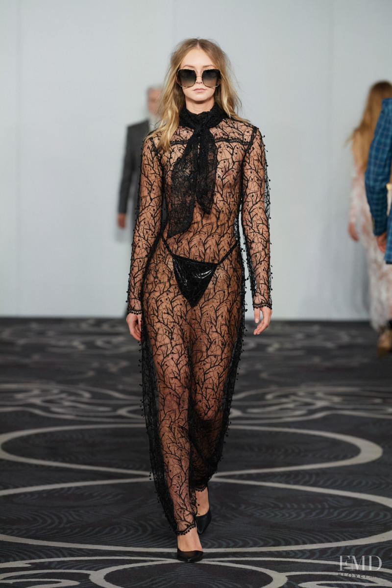 Helen Anthony fashion show for Spring/Summer 2022