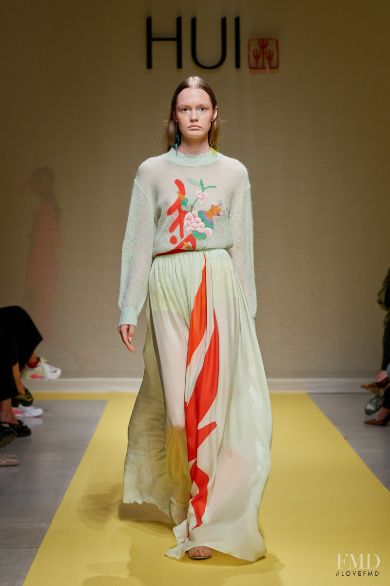 Hui Milano fashion show for Spring/Summer 2022