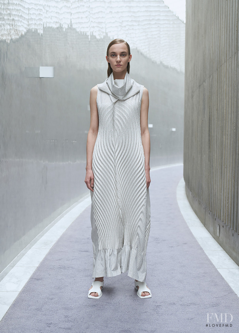 Issey Miyake lookbook for Spring/Summer 2022