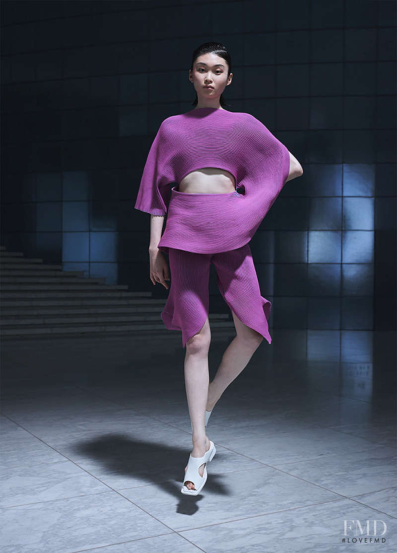 Issey Miyake lookbook for Spring/Summer 2022