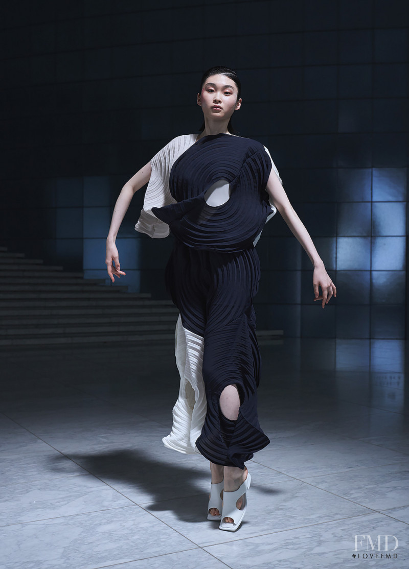 Issey Miyake lookbook for Spring/Summer 2022