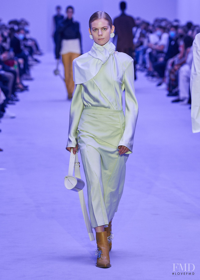 Jolie Alien featured in  the Jil Sander fashion show for Spring/Summer 2022