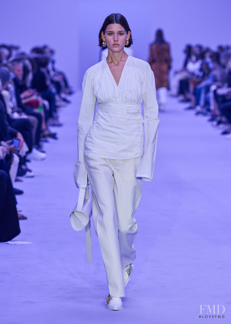 Vivienne Rohner featured in  the Jil Sander fashion show for Spring/Summer 2022