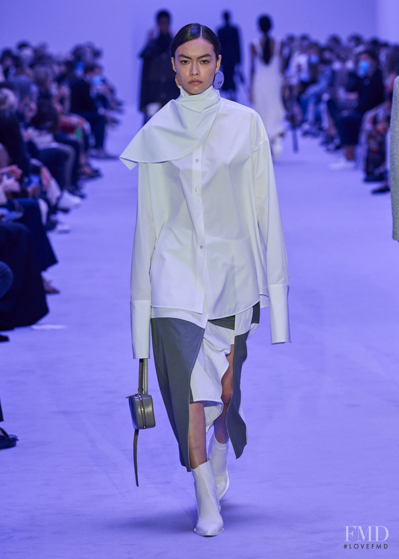Maryel Uchida featured in  the Jil Sander fashion show for Spring/Summer 2022