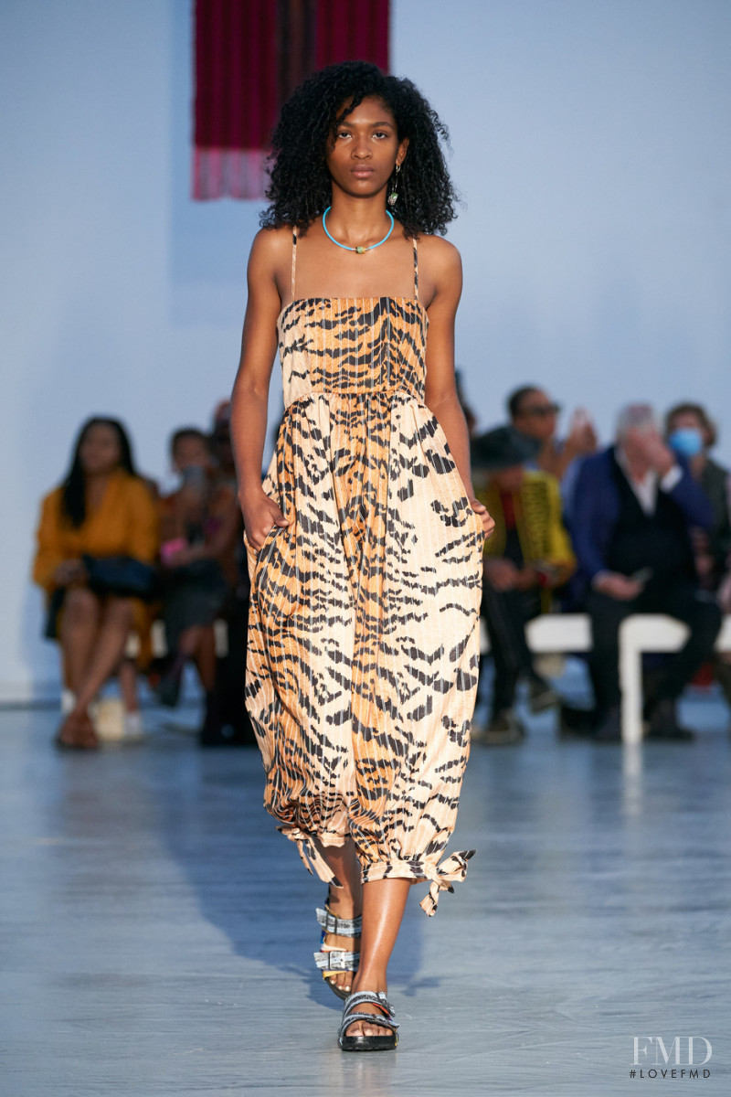 Shivaruby Premkanthan featured in  the Kenneth Ize fashion show for Spring/Summer 2022