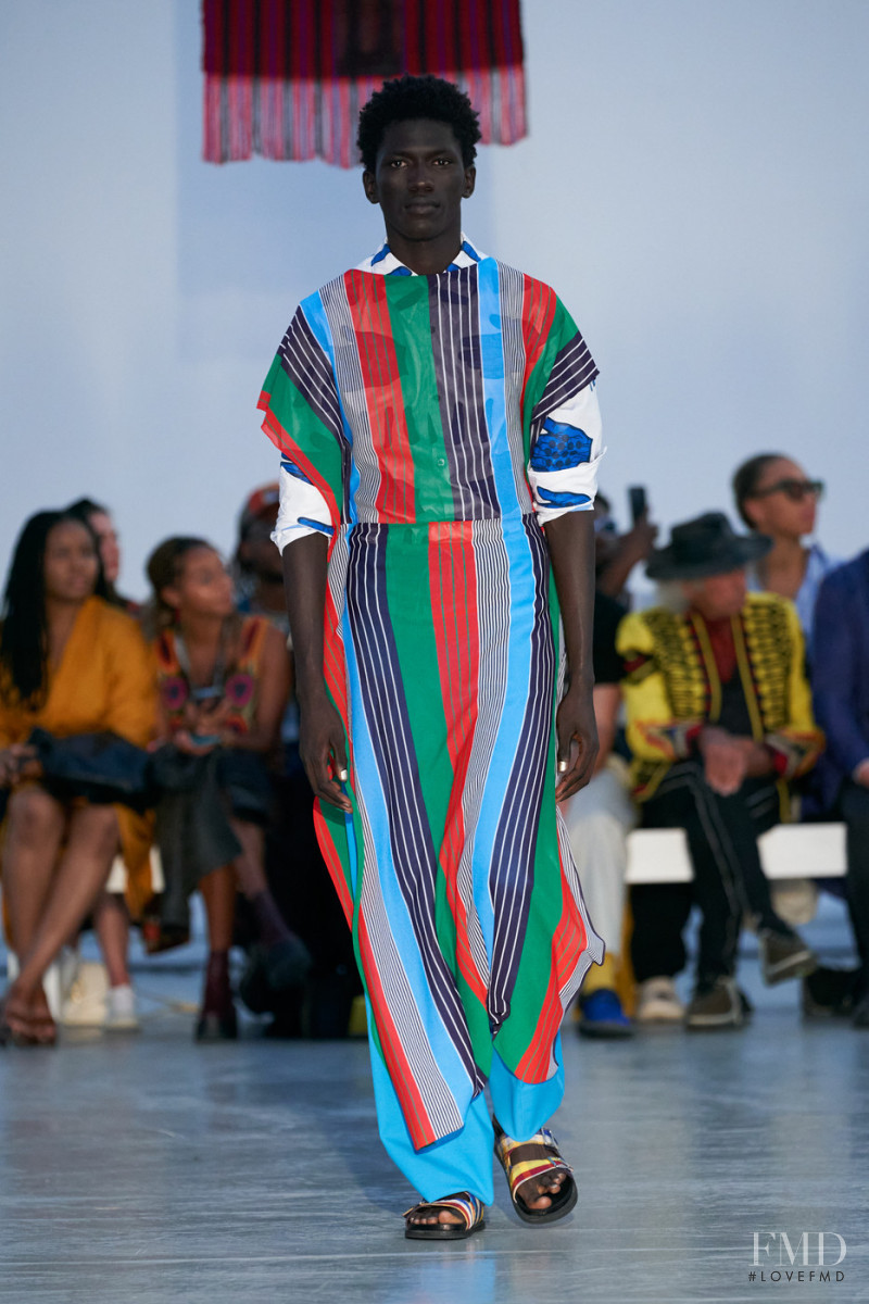 Kenneth Ize fashion show for Spring/Summer 2022