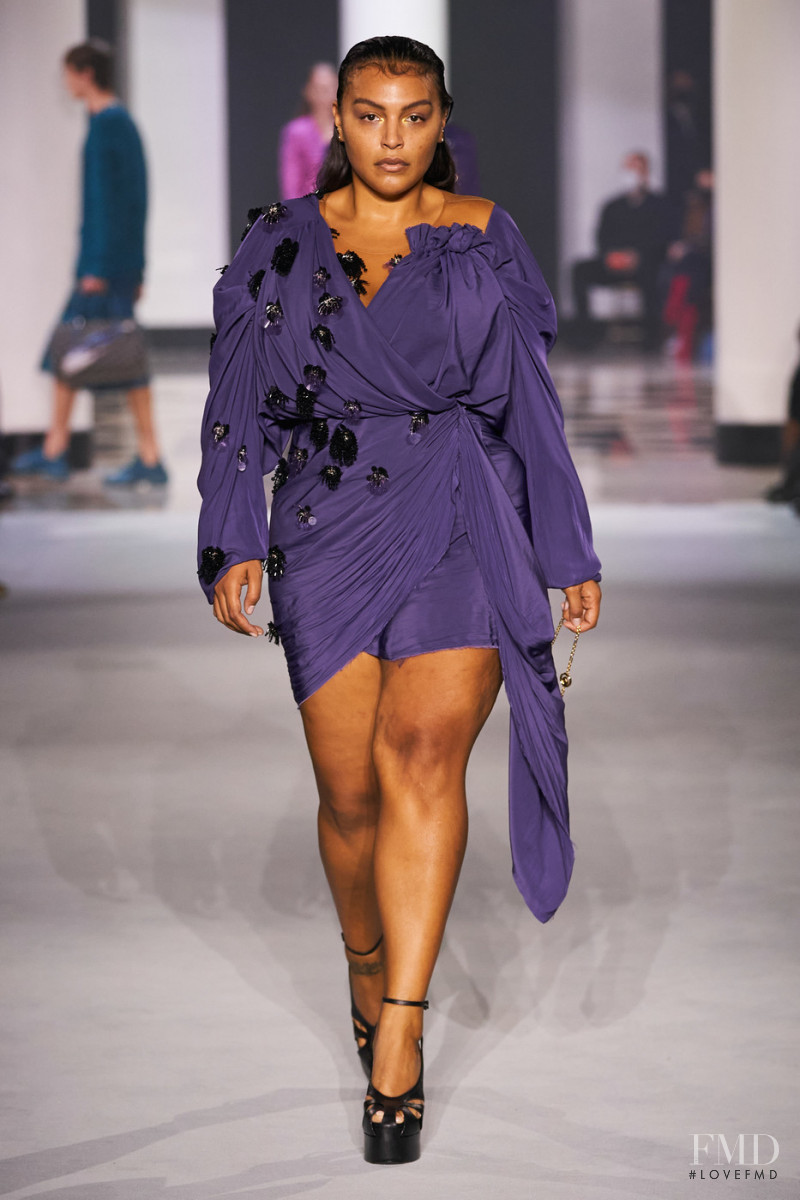 Paloma Elsesser featured in  the Lanvin fashion show for Spring/Summer 2022