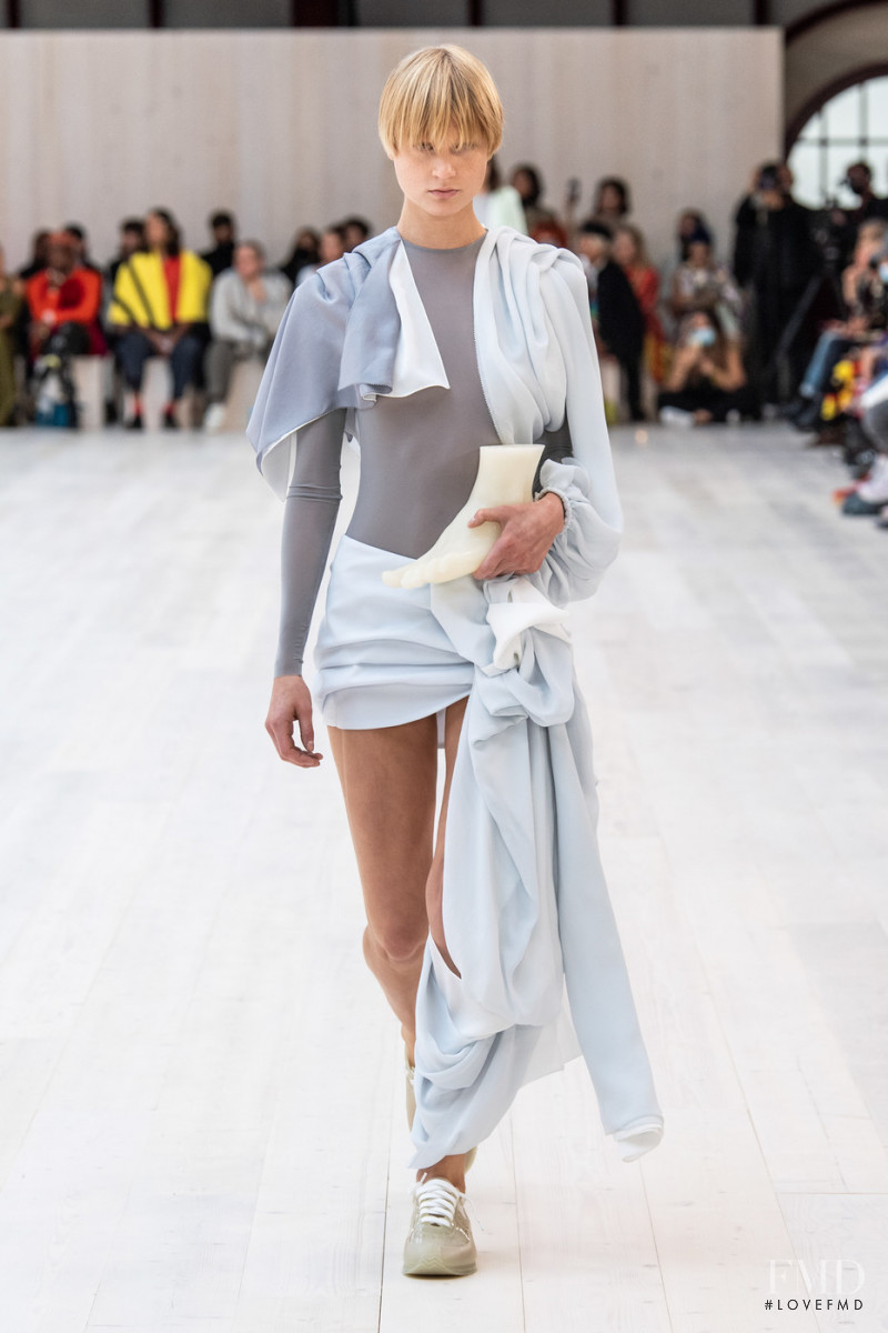 Michelle Laff featured in  the Loewe fashion show for Spring/Summer 2022