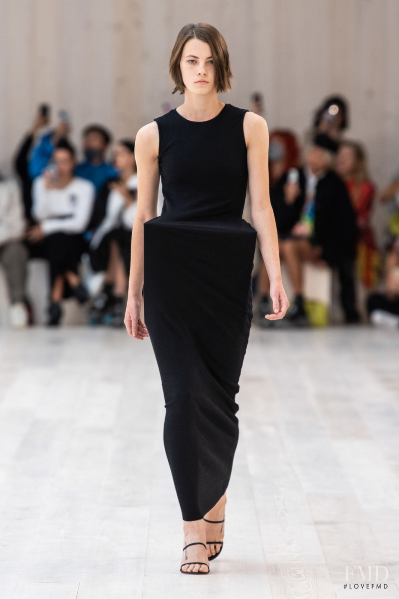 Dana Smith featured in  the Loewe fashion show for Spring/Summer 2022