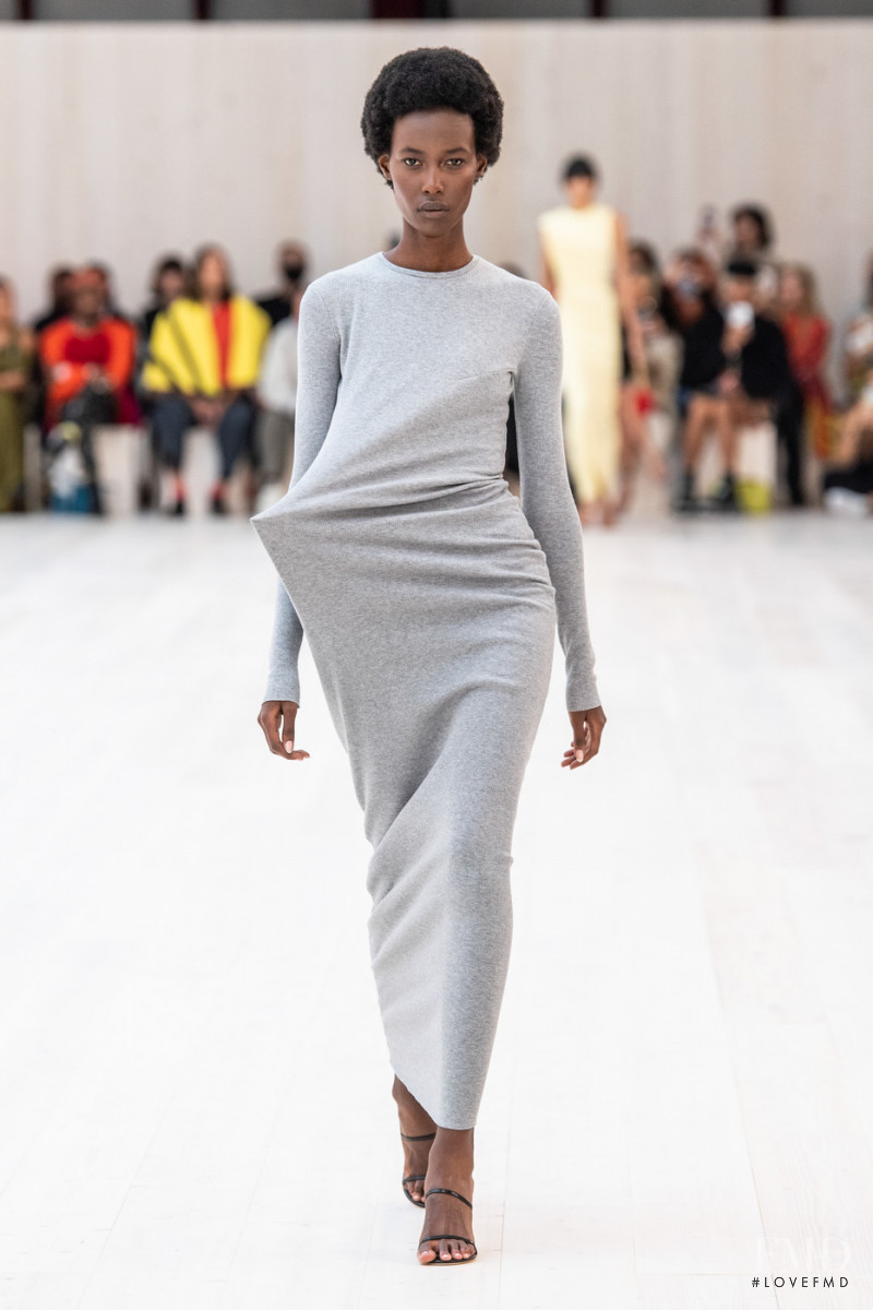 Jennifer Girukwishaka featured in  the Loewe fashion show for Spring/Summer 2022